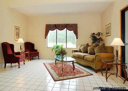 Surestay By Best Western Summerville Flowertown Exterior photo